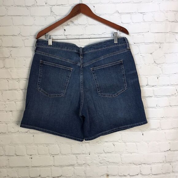 Gap Denim Women's Shorts size 12R /31 - Picture 3 of 5